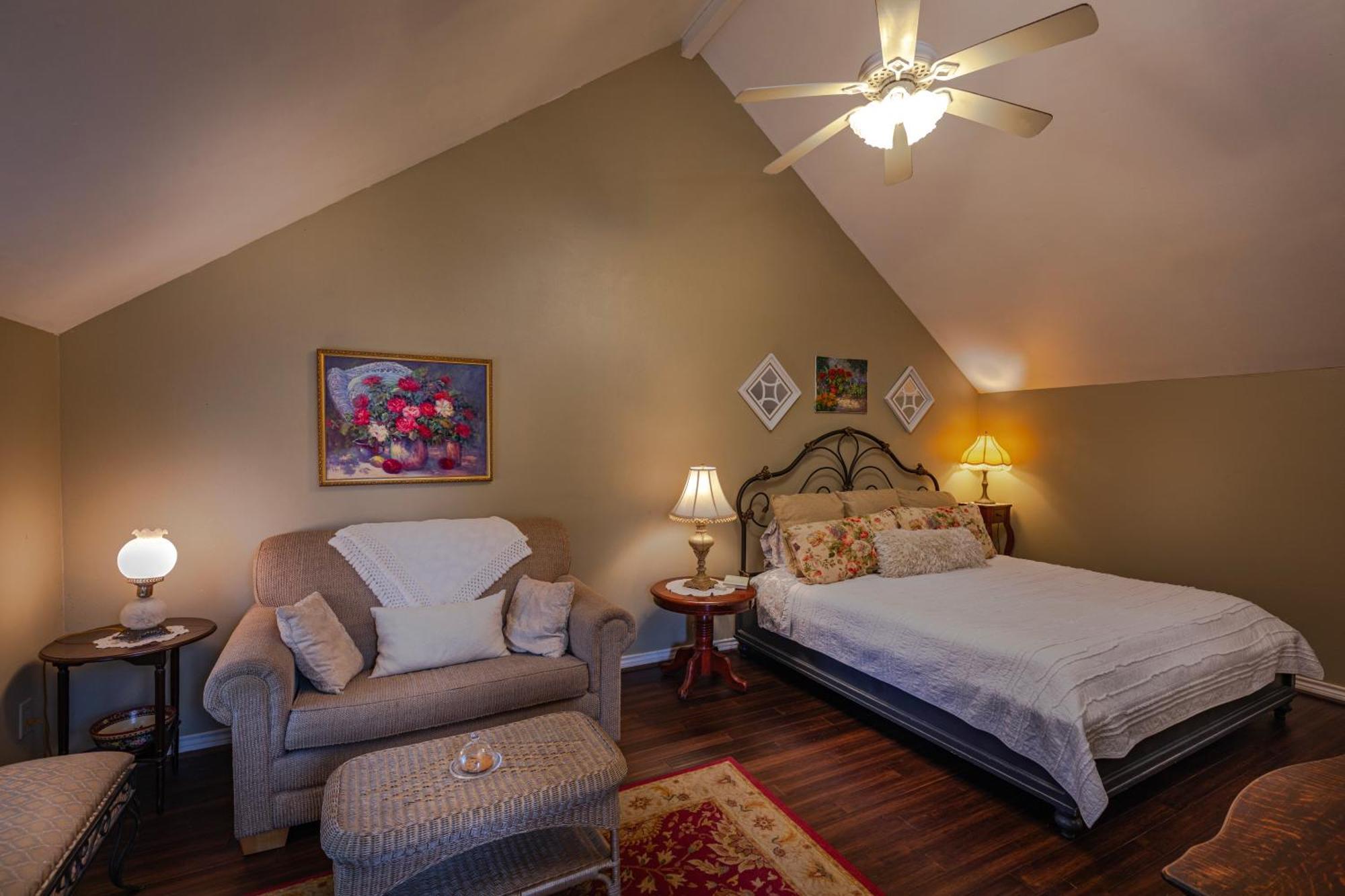 Bed And Breakfast On White Rock Creek Waco Dış mekan fotoğraf