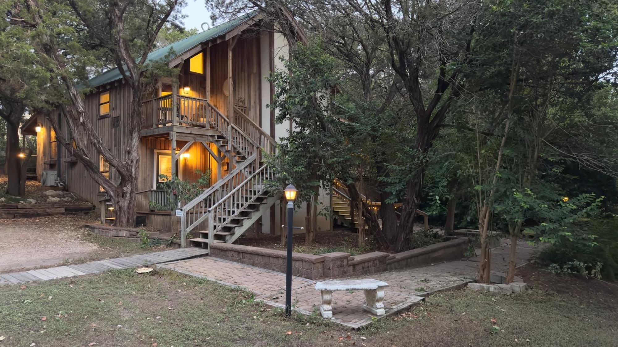 Bed And Breakfast On White Rock Creek Waco Dış mekan fotoğraf