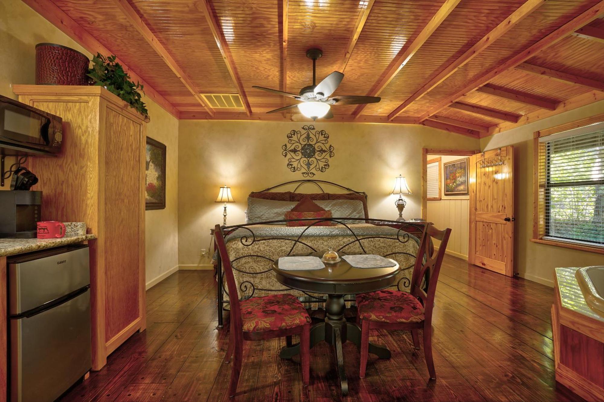 Bed And Breakfast On White Rock Creek Waco Dış mekan fotoğraf